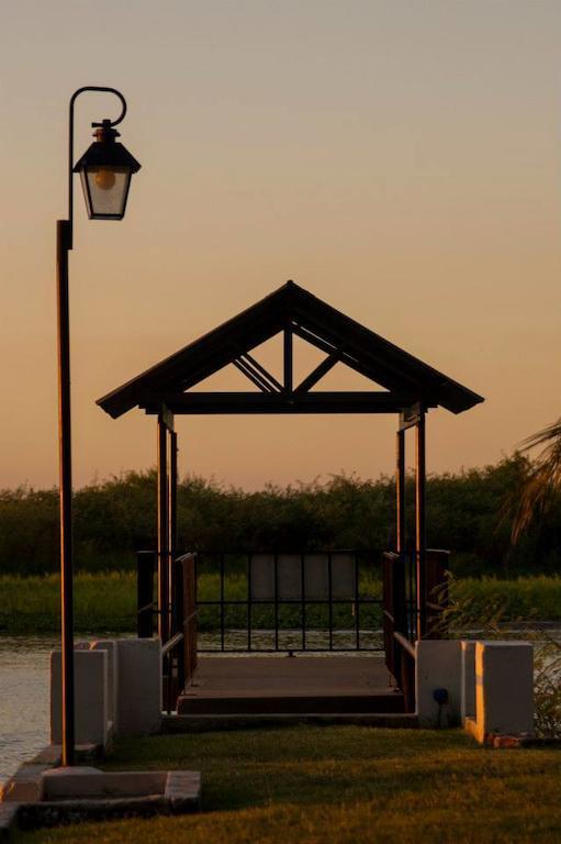 Posada Del Muelle Esquina  Ngoại thất bức ảnh